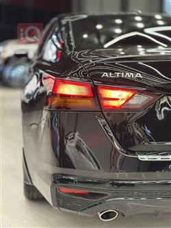 نیسان ئەلتیما